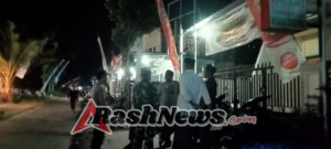 ‎Babinsa Desa Kumbang Ajak Warga Jaga Keamanan Lewat Patroli Kongkow-Kongkow