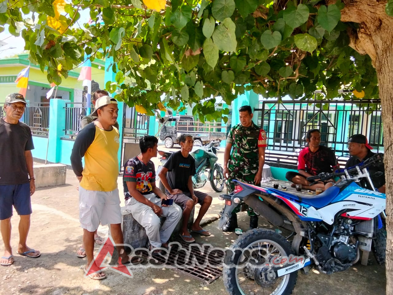 Komsos Babinsa Lepadi Dorong Kebersamaan dan Harmoni Desa