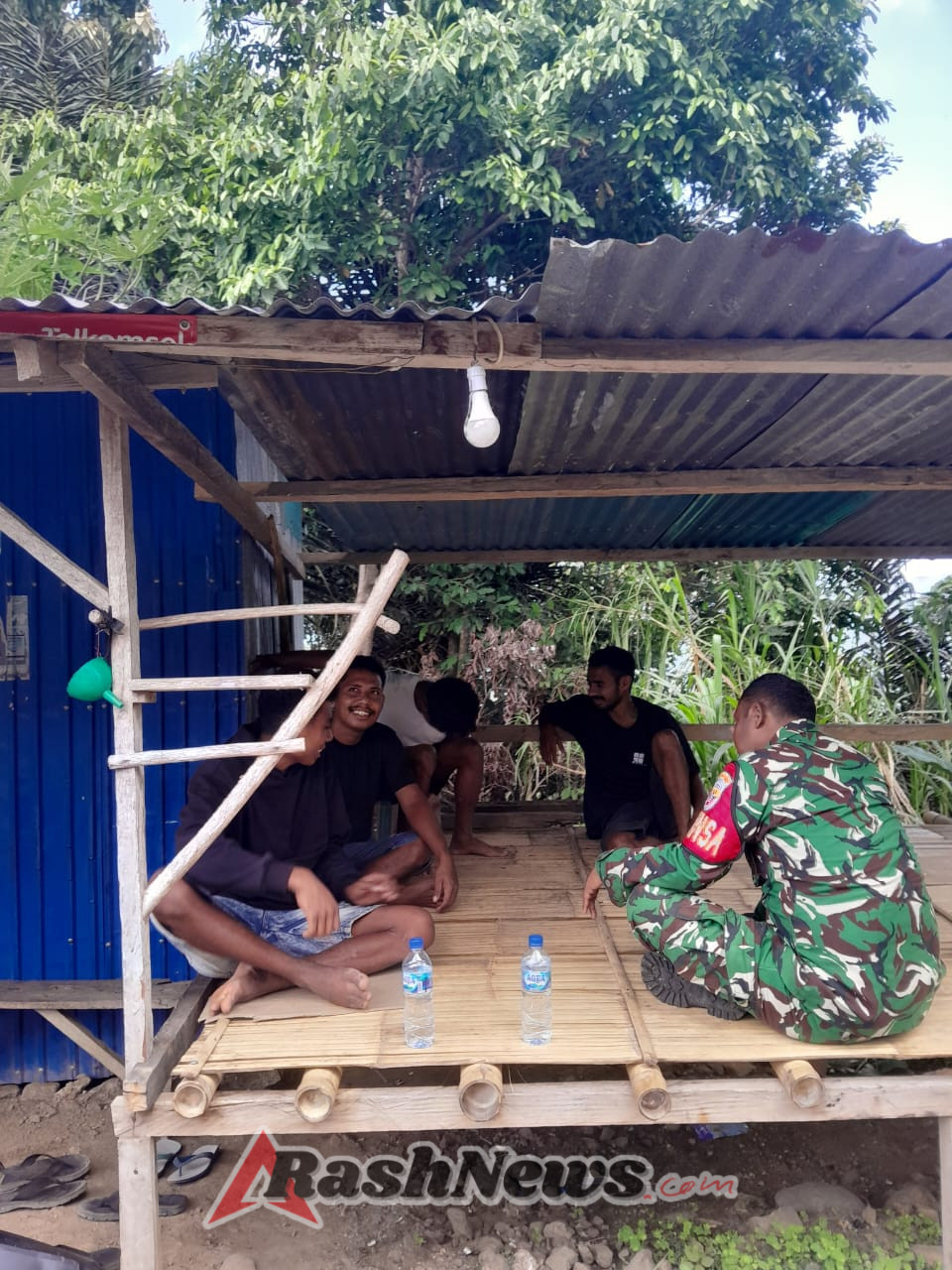 Kodim 1602/Ende Perkuat Sinergi dengan Masyarakat melalui Komsos di Desa Niopanda