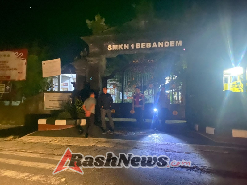 Minimalisir Gangguan Kamtibmas Malam Hari, Polsek Bebandem Gelar Blue Light Patrol