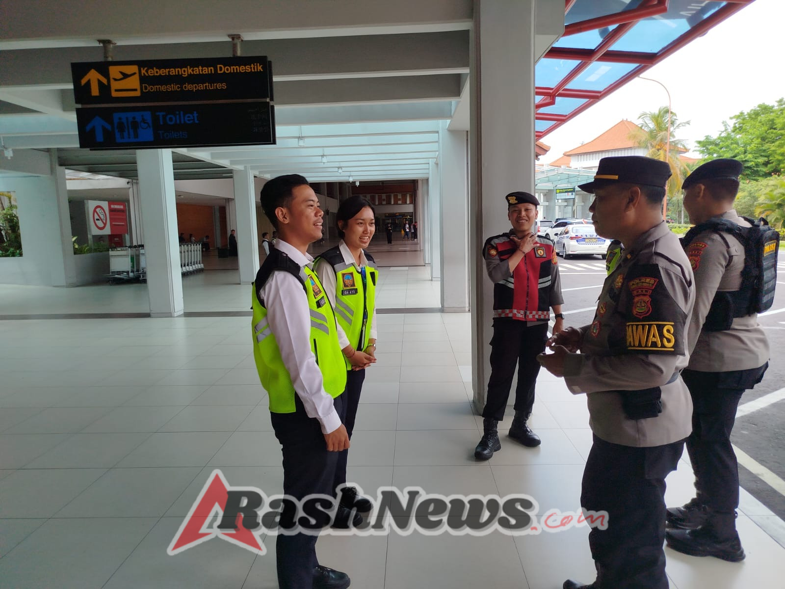 Jaga Kondusifitas Bandara, Polres Ngurah Rai Rutin Sambangi Petugas Layanan dan Keamanan Bandara