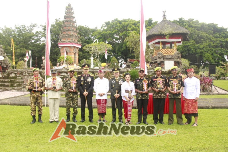 KAPOLDA BALI IKUTI UPACARA PERINGATAN HARI PUPUTAN MARGARANA KE-79 TAHUN 2025