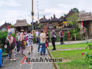 Pantau Kunjungan Wisatawan di Akhir Pekan Polsek Bangli Sambangi Obyek Desa Wisata Penglipuran*