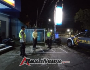 Antisipasi Gangguan Kamtibmas Polsek Penebel Patroli Malam Hari