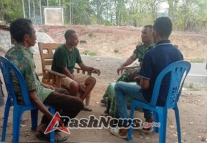 Komsos Babinsa di Desa Tasinifu, Wujud Kepedulian TNI terhadap Keamanan Desa