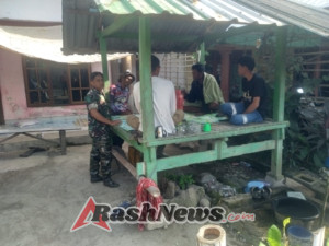 Komsos Babinsa Koramil 1628-03/Seteluk Wujudkan Sinergi dan Keamanan di Wilayah Binaan