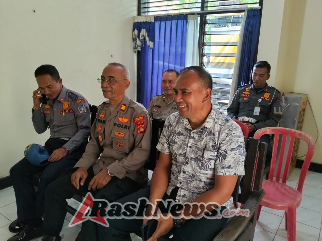 Polsek Klungkung dan Dishub Gelar Rapat Terbatas Bahas Solusi Pelanggaran Rambu di Jalan Diponogoro.
