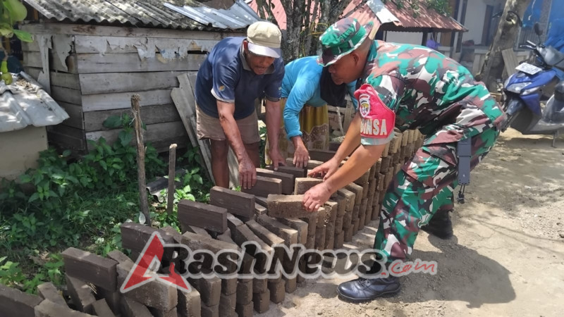 Serka Nengah Wijaya Dampingi Pengrajin Bata di Grepek