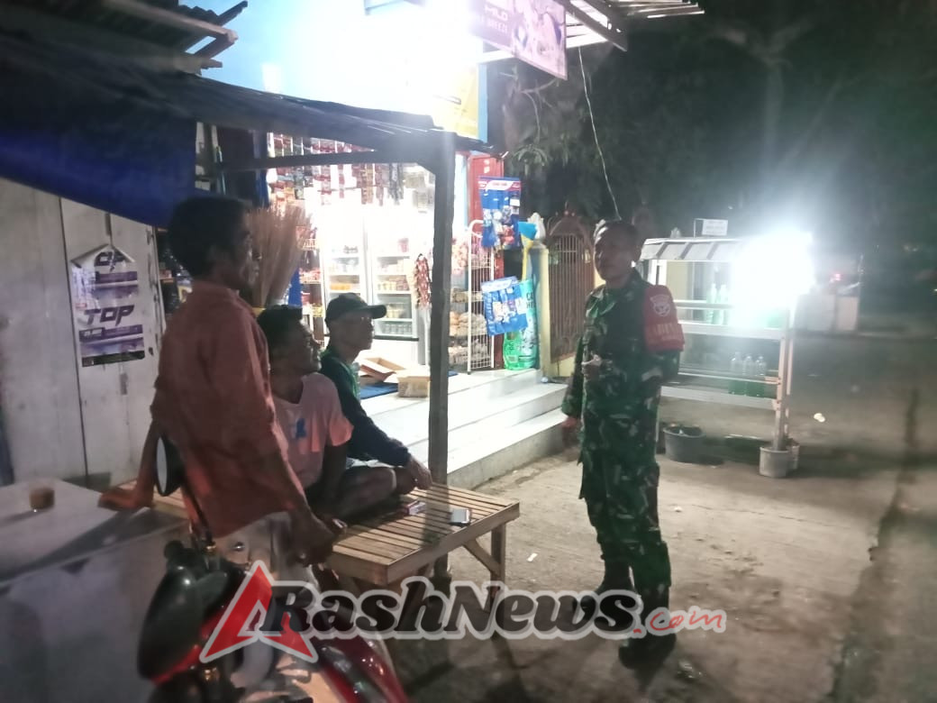 Ronda Malam Babinsa dan Karang Taruna Wujudkan Lingkungan Simpasai Aman