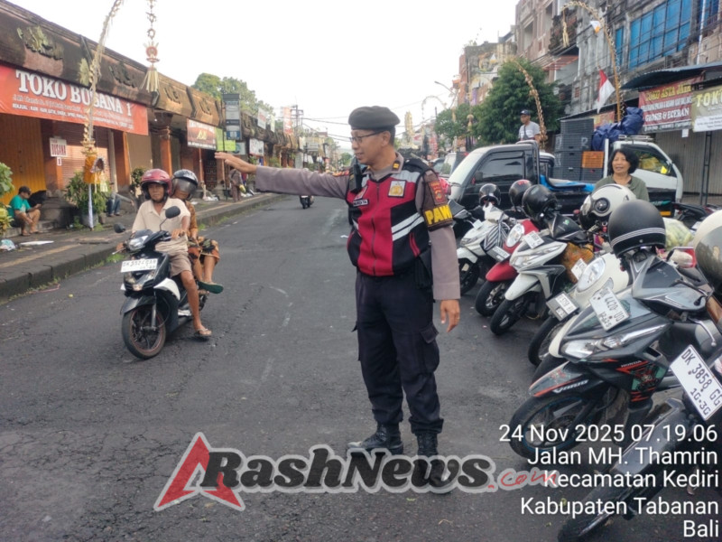 Atensi Kemacetan dan Laka, Polsek Kediri Gelar Personil Untuk Laksanakan Strong Point