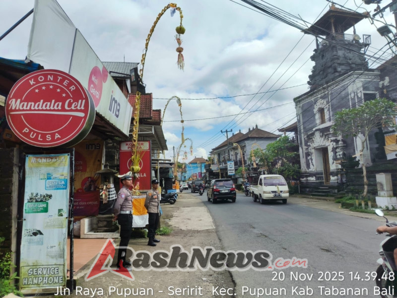 Polsek Pupuan Tingkatkan Keamanan Ketika Padatnya Aktivitas Masyarakat Saat Umanis Galungan