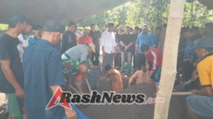 TNI Dekat dengan Rakyat, Babinsa Lalarliang Berikan Penghormatan Terakhir kepada Ketua RT