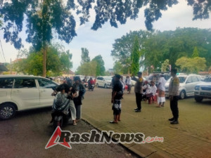 Polsek Marga Pengamanan Kegiatan Persembahyangan Di TPB Margarana