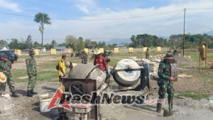 Kebersamaan TNI dan Warga Wujud Nyata di Gereja Naibonat