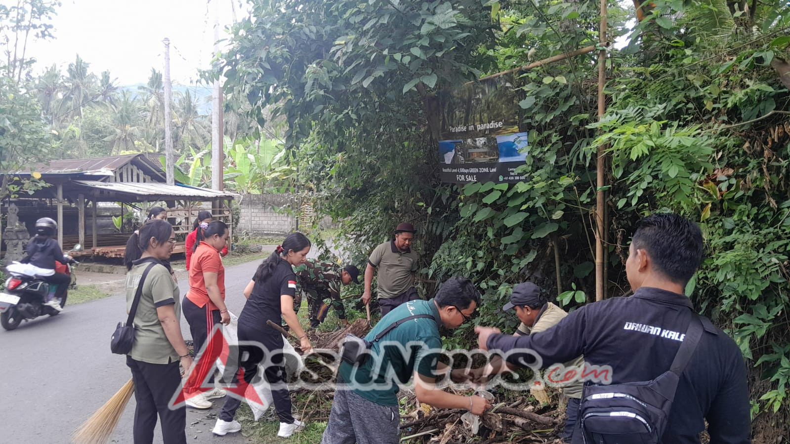 Sinergi Sukseskan Program Pemerintah, Babinsa Satra Dampingi Musdesus Percepatan Operasional KDKMP