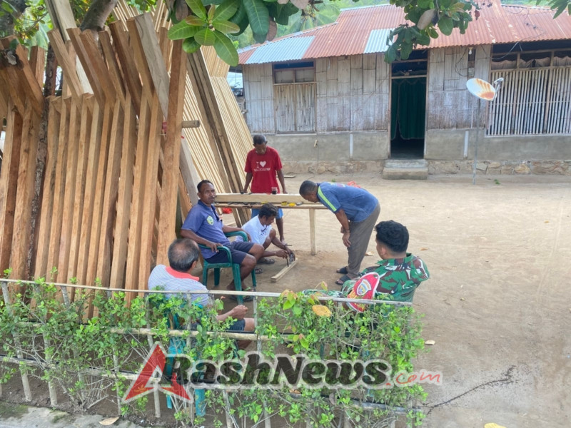 Babinsa Kodim 1602/Ende Dorong Partisipasi Warga dalam Menjaga Keamanan dan Ketertiban Desa