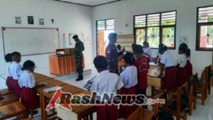 Satgas Yonarmed 12 Kostrad Bangun Mimpi Anak Negeri di Ujung Timur Nusantara
