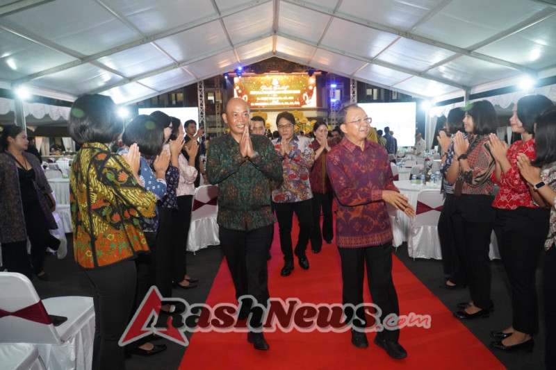 Momen Kebersamaan, Danrem 163/Wira Satya Hadiri Acara Pisah Sambut Kajati Bali di Denpasar