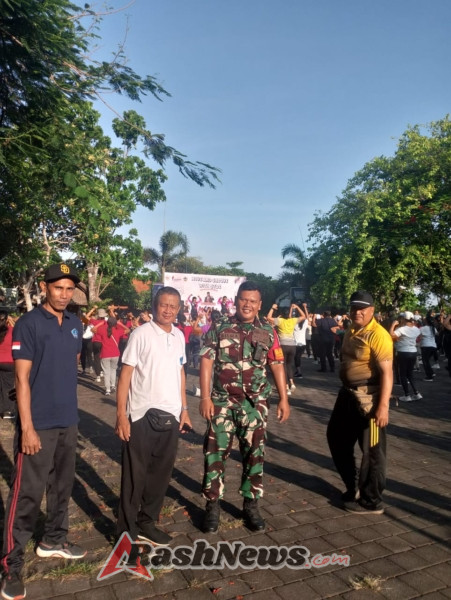 Babinsa Guwang Hadir di Tengah Masyarakat, Dukung Gaya Hidup Sehat dan Harmoni Pemuda Desa