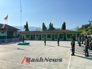 Upacara Mingguan di Kodim 1622/Alor Wujudkan Disiplin Prajurit