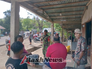 Tingkatkan Kamtibmas, Babinsa Maurole Ajak Masyarakat Desa Binaan Selalu Waspada dan Peduli Lingkungan