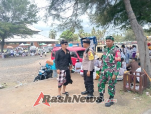 Babinsa Bukian Hadir Menyatu dengan Umat, Jaga Keamanan dan Kekhidmatan Upacara Melasti