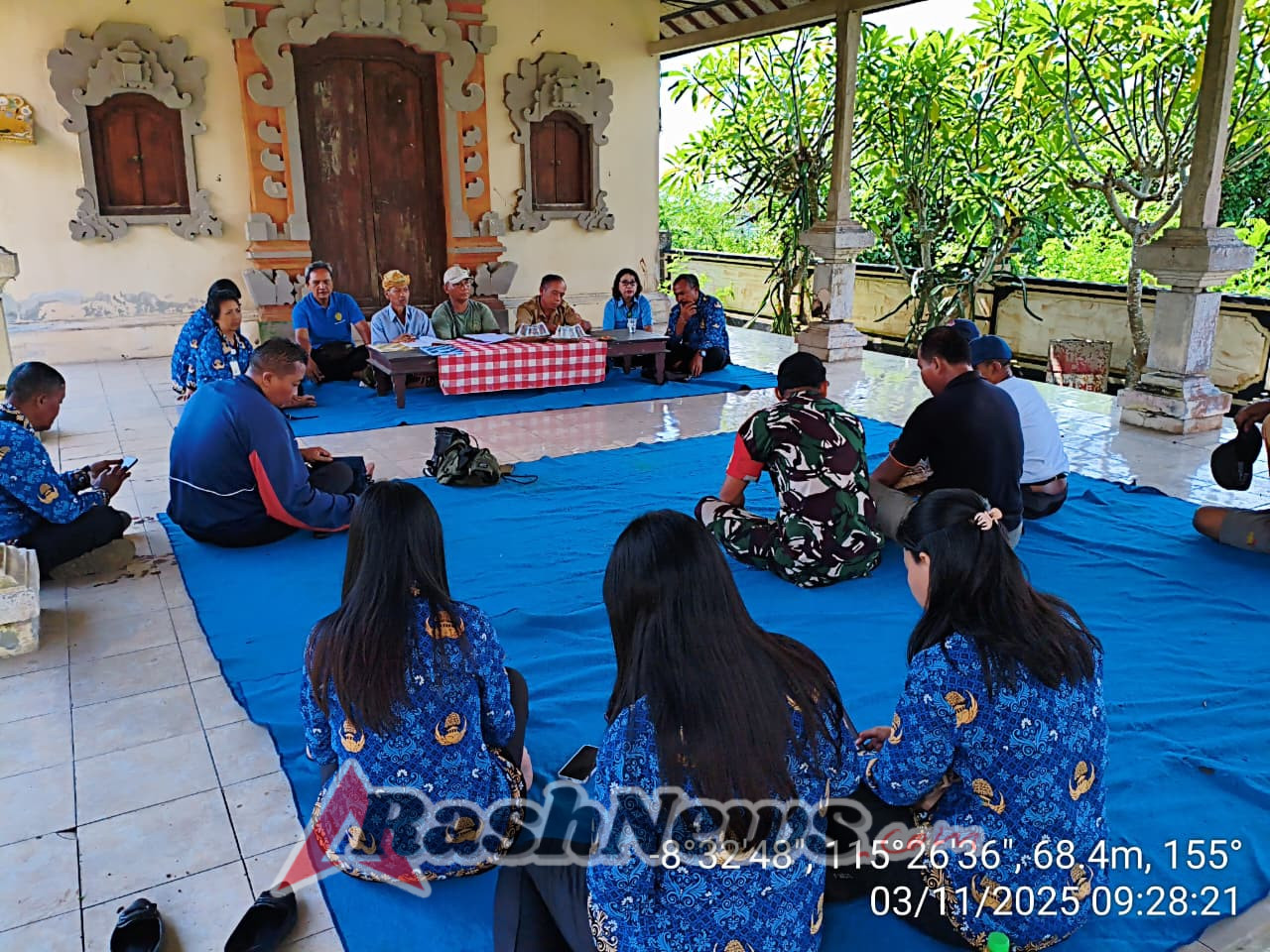 Babinsa Koramil Dawan Atensi Sosialisasi Harga Panen Gabah Kering Dan Pupuk Bersubsidi