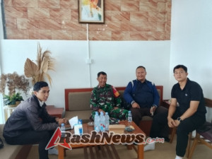 Babinsa Batur Selatan Ikut Awasi Pelaksanaan Satuan Pelayanan Pemenuhan Gizi di Desa Binaan