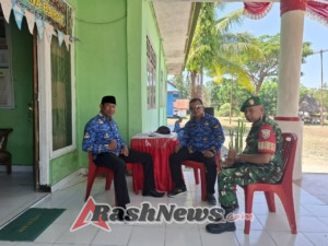 Pererat Sinergi, Babinsa dan Aparat Kecamatan Insana Barat Laksanakan Pembersihan Lingkungan