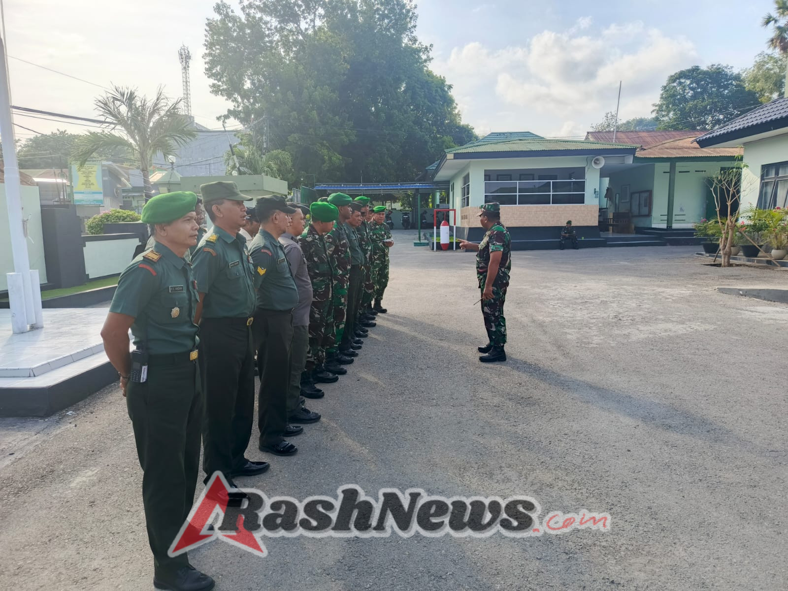 Mayor Agus Ingatkan Anggota Jaga Disiplin dan Kebersihan Kantor