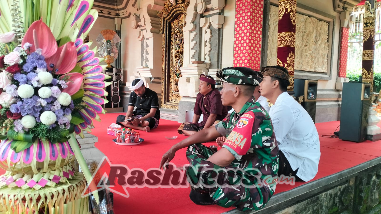 Wujud Kepedulian dan Kebersamaan, Babinsa Koramil 1626-04/Kintamani Hadiri Undangan di Merajan Alit Puri Agung Catur