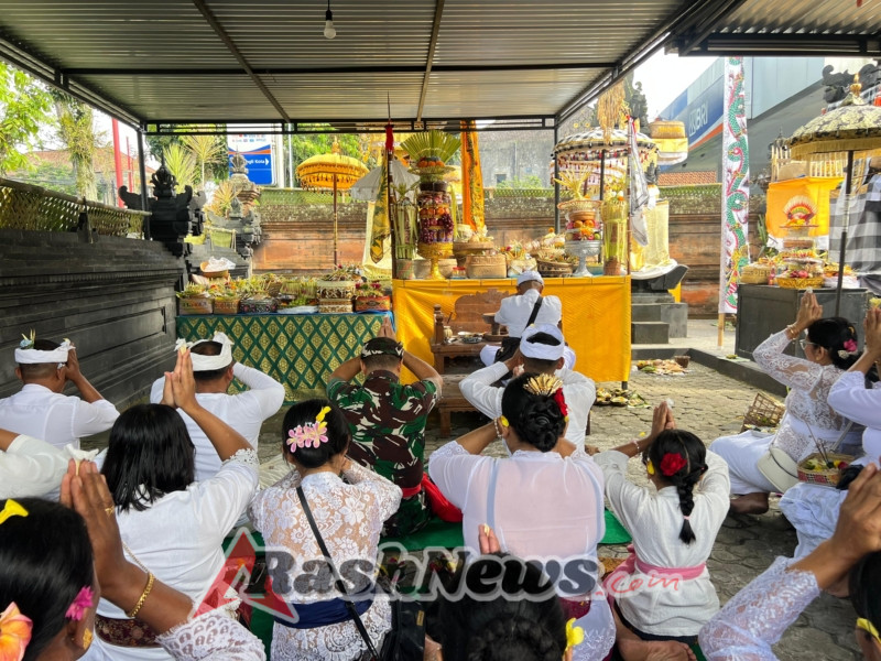 Piodalan Rahina Purnama Kelima, Keluarga Besar Kodim 1626/Bangli Mohon Kerahayuan dan Keselamatan