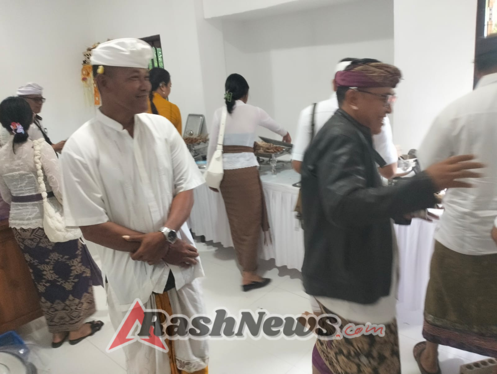 TNI, Polri, dan Pemerintah Desa Panji Anom Kompak dalam Upacara Melaspas dan Urip-urip