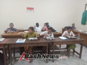 Koramil 1626-02/Susut Berperan Aktif dalam Pengawasan Pembagian Makanan Bergizi kepada Pelajar