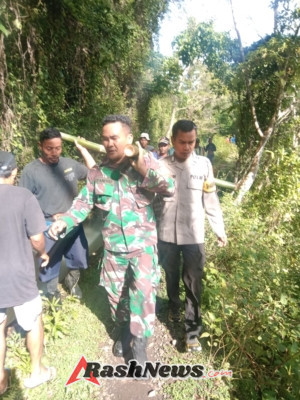 ‎Bahu-Membahu Melintasi Rute Ekstrim, Tiga Pilar Antar Pasien Pulang ke Dusun Terpencil