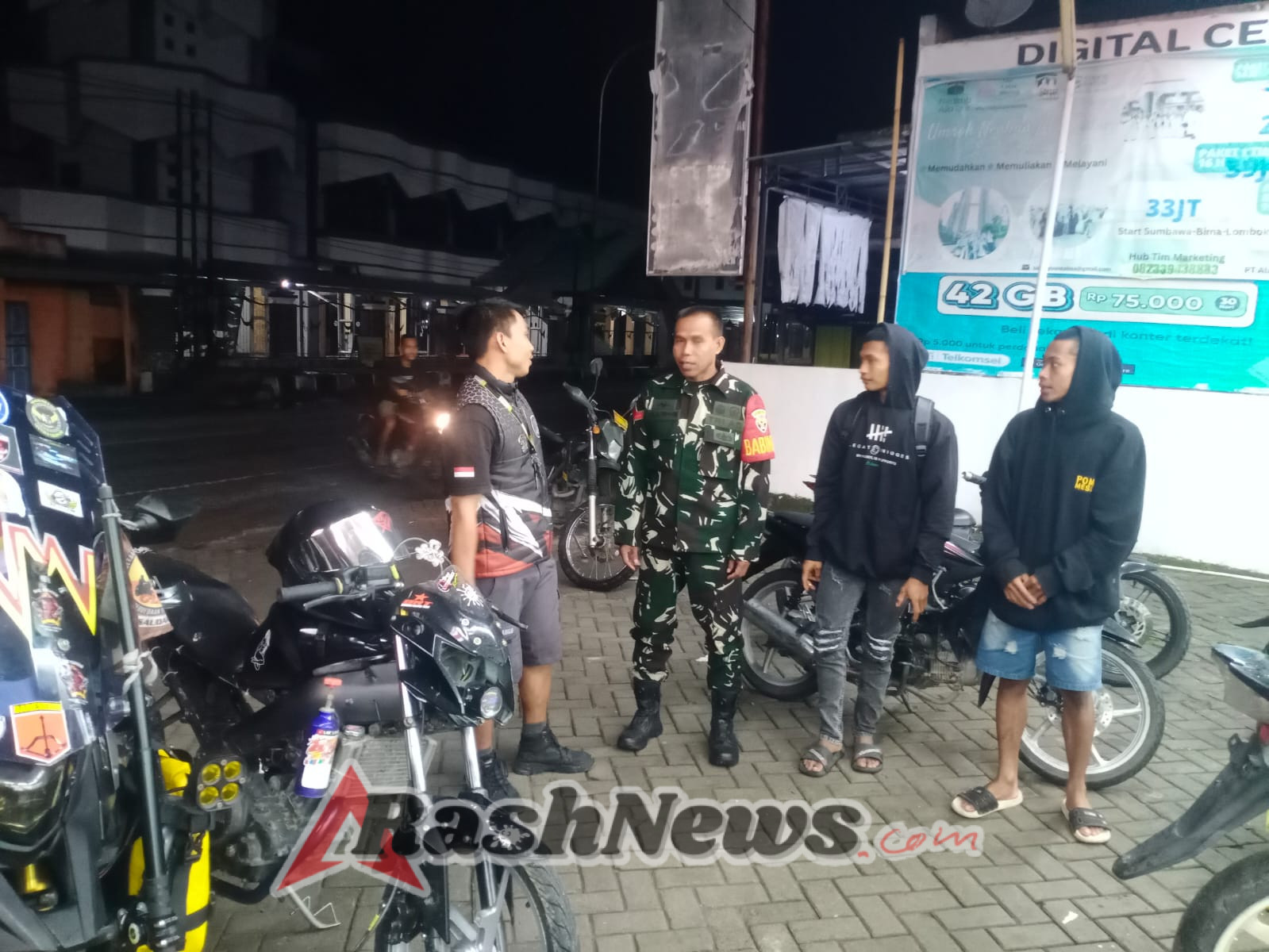 Patroli Malam Diperketat, Koramil Lape-Lopok Pastikan Kamtibmas Tetap Kondusif