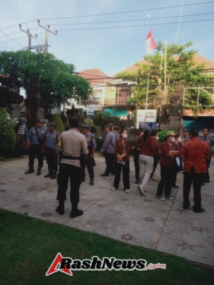 Pendataan Penduduk Non Permanen, Bhabinkamtibmas Renon gabung Inkait Lakukan Penertiban di Sejumlah Titik*