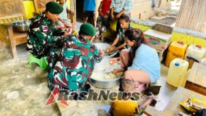 Pos Lookeu Kembangkan UMKM: Warga Antusias Belajar Produksi Keripik Pisang
