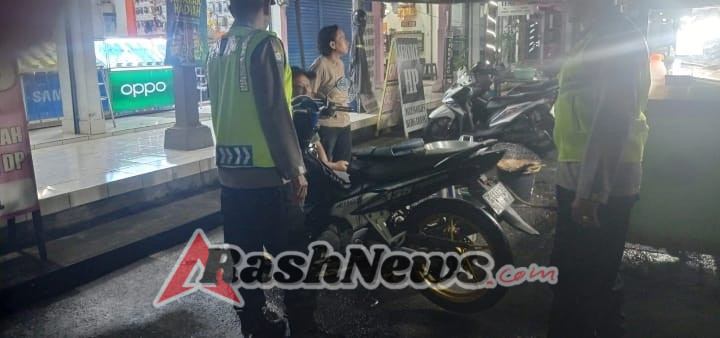 Cegah terjadinya Kriminalitas pada malam hari, Polsek Penebel laksanakan Patroli Blue Light