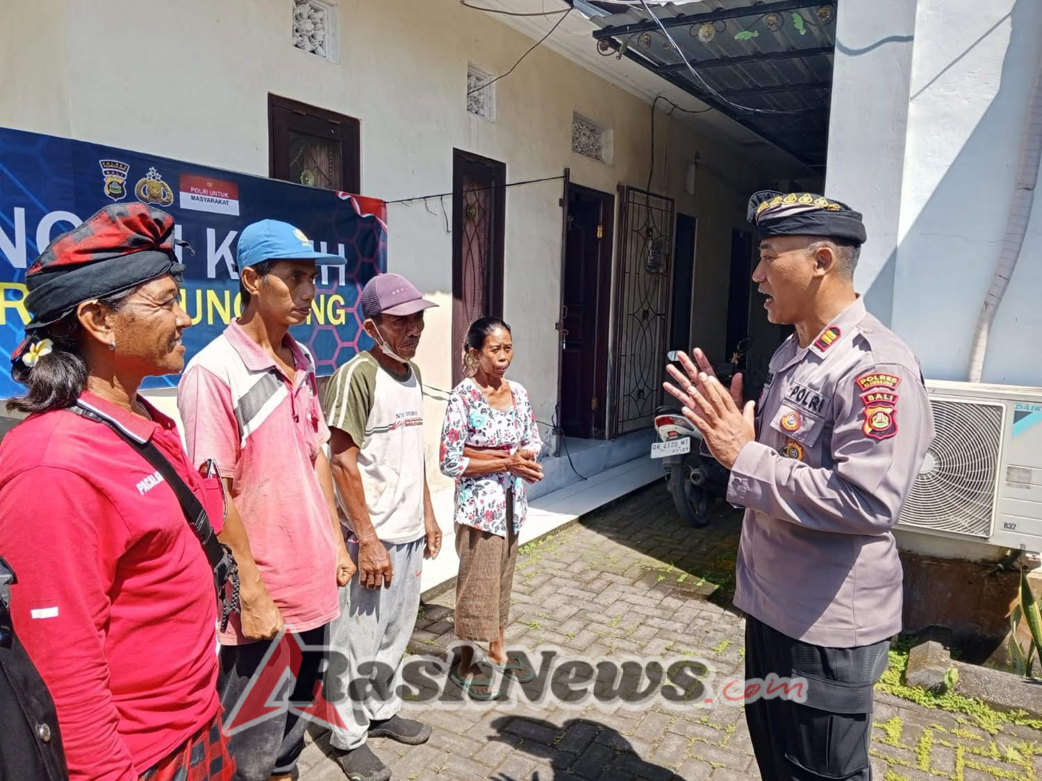 Polres Klungkung Gelar Kegiatan Minggu Kasih di Desa Negari, Wujud Kepedulian Polri terhadap Masyarakat