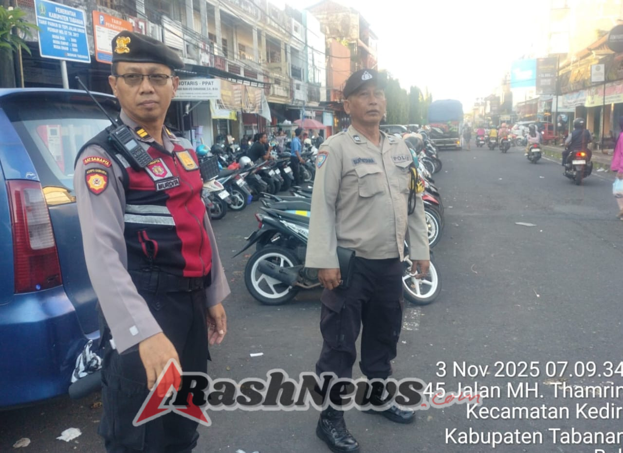 Atensi Kemacetan dan Laka, Polsek Kediri Gelar Personil  Untuk Laksanakan Strong Point