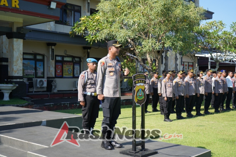 Apel Pagi Jam Pimpinan di Polres Gianyar, Kapolres Tekankan Kedisiplinan dan Tanggung Jawab Personel