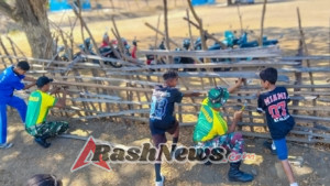 Kokohkan Pendidikan di Perbatasan, Satgas Pamtas Yonarhanud 2 Kostrad Adakan Karya Bakti Renovasi SMP Wini