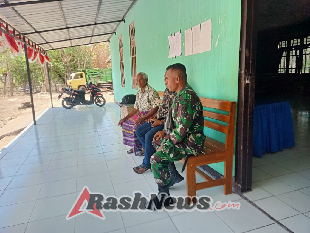 Komsos Babinsa Nuataus Bahas Solusi Lahan Koperasi Desa