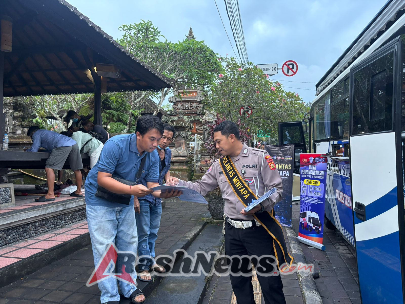 Malam Minggu Makin Bermanfaat! Polantas Menyapa Hadir dengan Layanan SIM & Samsat Keliling di Bale Bengong