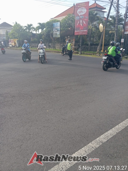 Atensi Kemacetan dan Laka, Polsek Kediri Gelar Personil  Untuk Laksanakan Strong Point