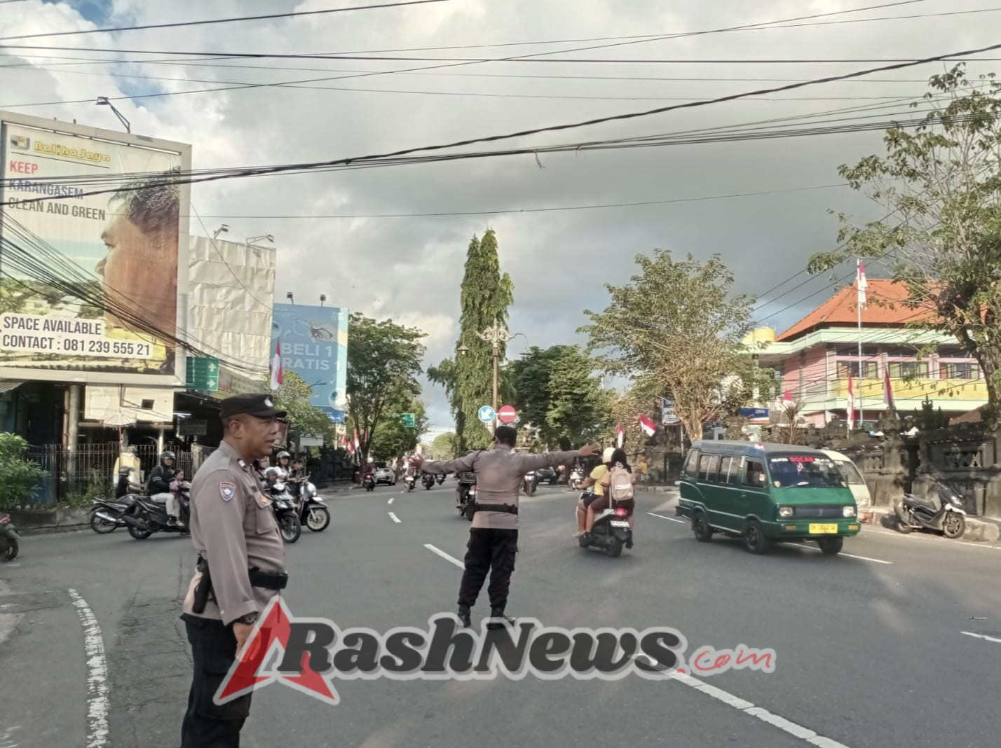 SatBinmas laksanakan Strong Point Pagi sebagai salah satu bentuk pelayanan polri terhadap masyarakat