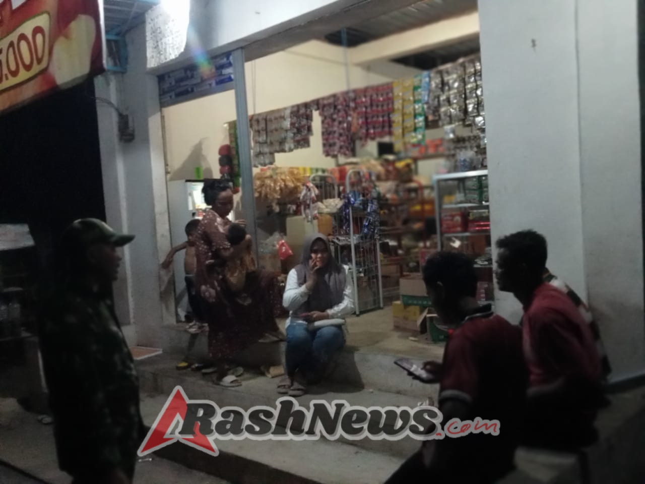 Babinsa Tembalae Sambangi Titik Rawan, Situasi Desa Kondusif