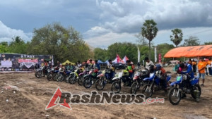 Adrenalin dan Sportivitas Warnai Grasstrack Bupati Sikka Cup 2025, Dandim 1603/Sikka Turut Hadir