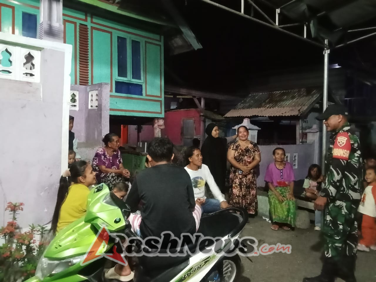 ‎Sinergi dan Kepedulian, Koramil 1607-09/Utan Rhee Terus Jaga Kondusivitas Wilayah Melalui Patroli Malam